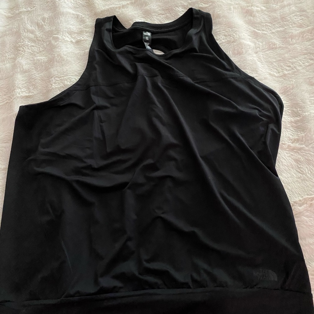 North Face work out shirt new with tags